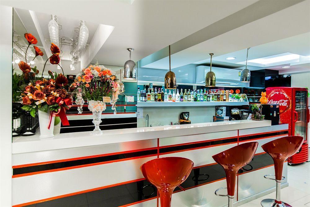 Le Touche Hotel Bangkok Extérieur photo