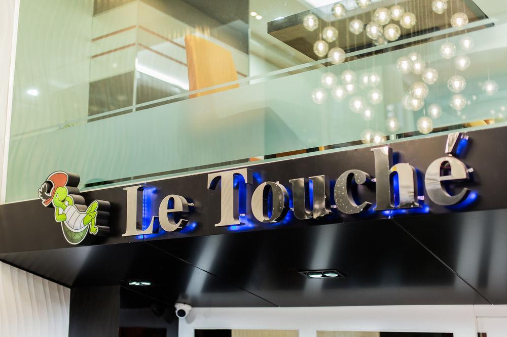Le Touche Hotel Bangkok Extérieur photo