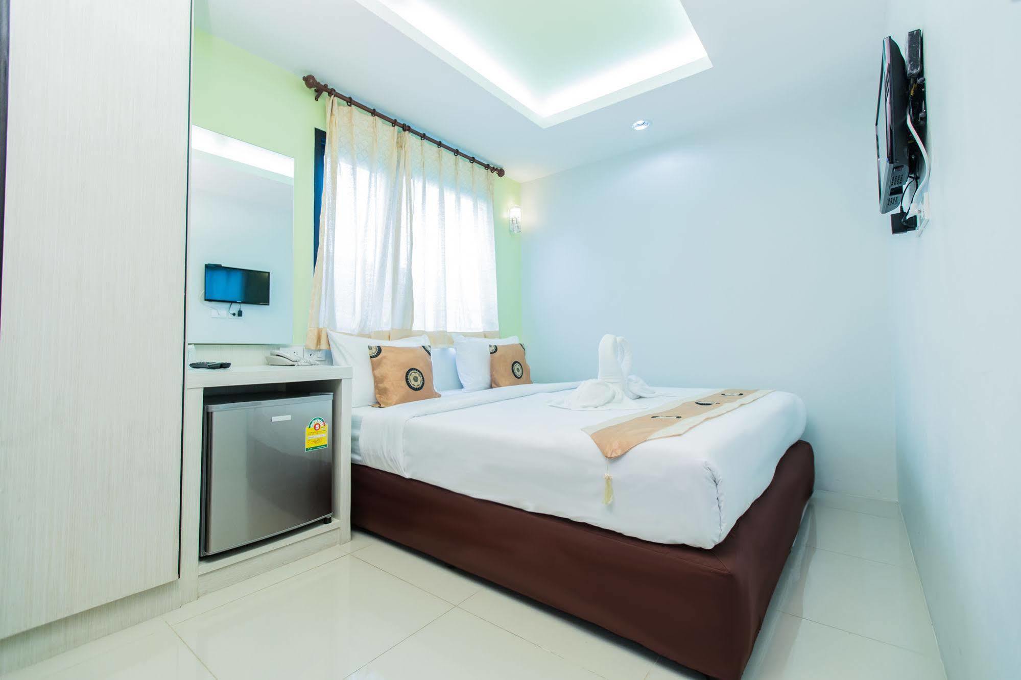 Le Touche Hotel Bangkok Extérieur photo