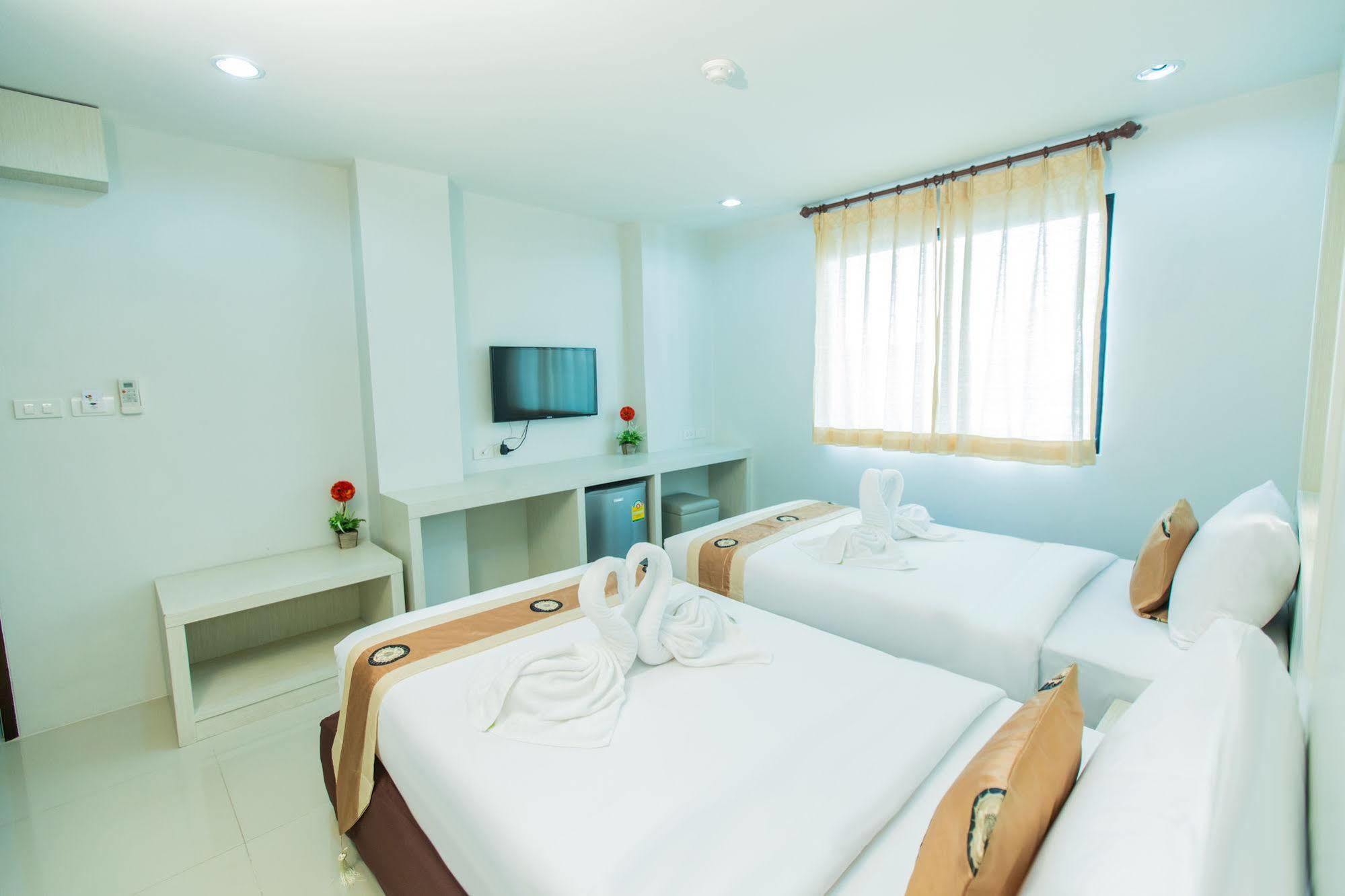 Le Touche Hotel Bangkok Extérieur photo
