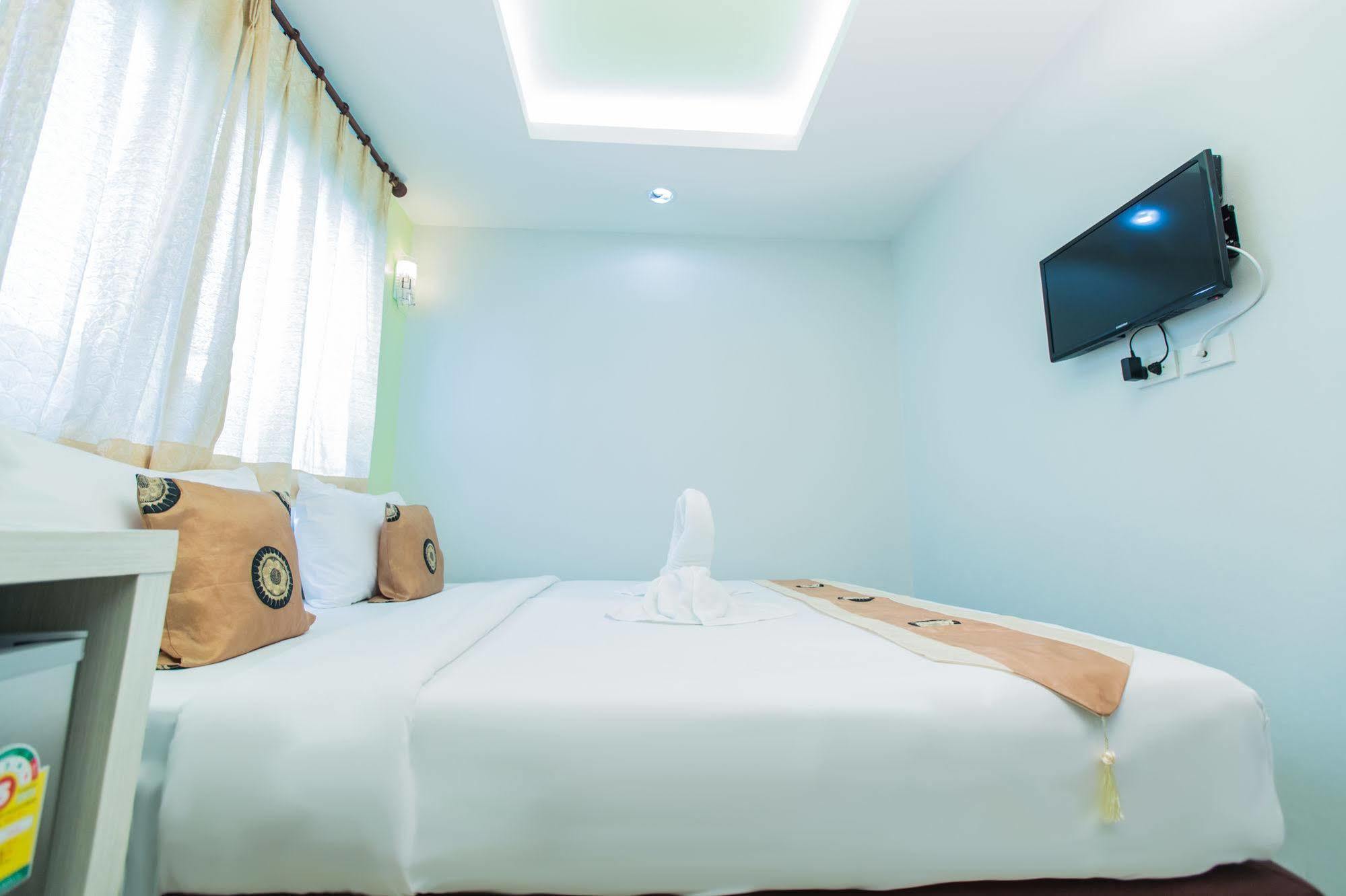 Le Touche Hotel Bangkok Extérieur photo