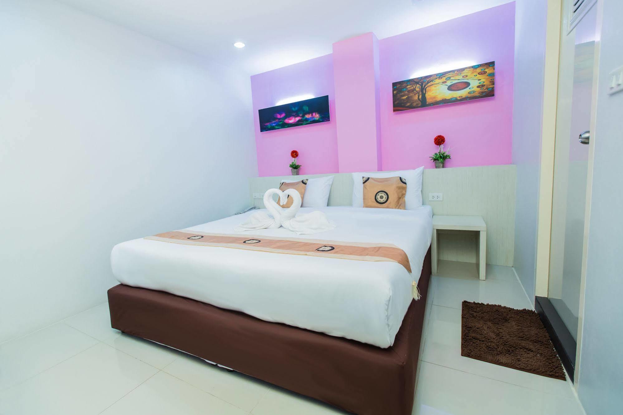 Le Touche Hotel Bangkok Extérieur photo