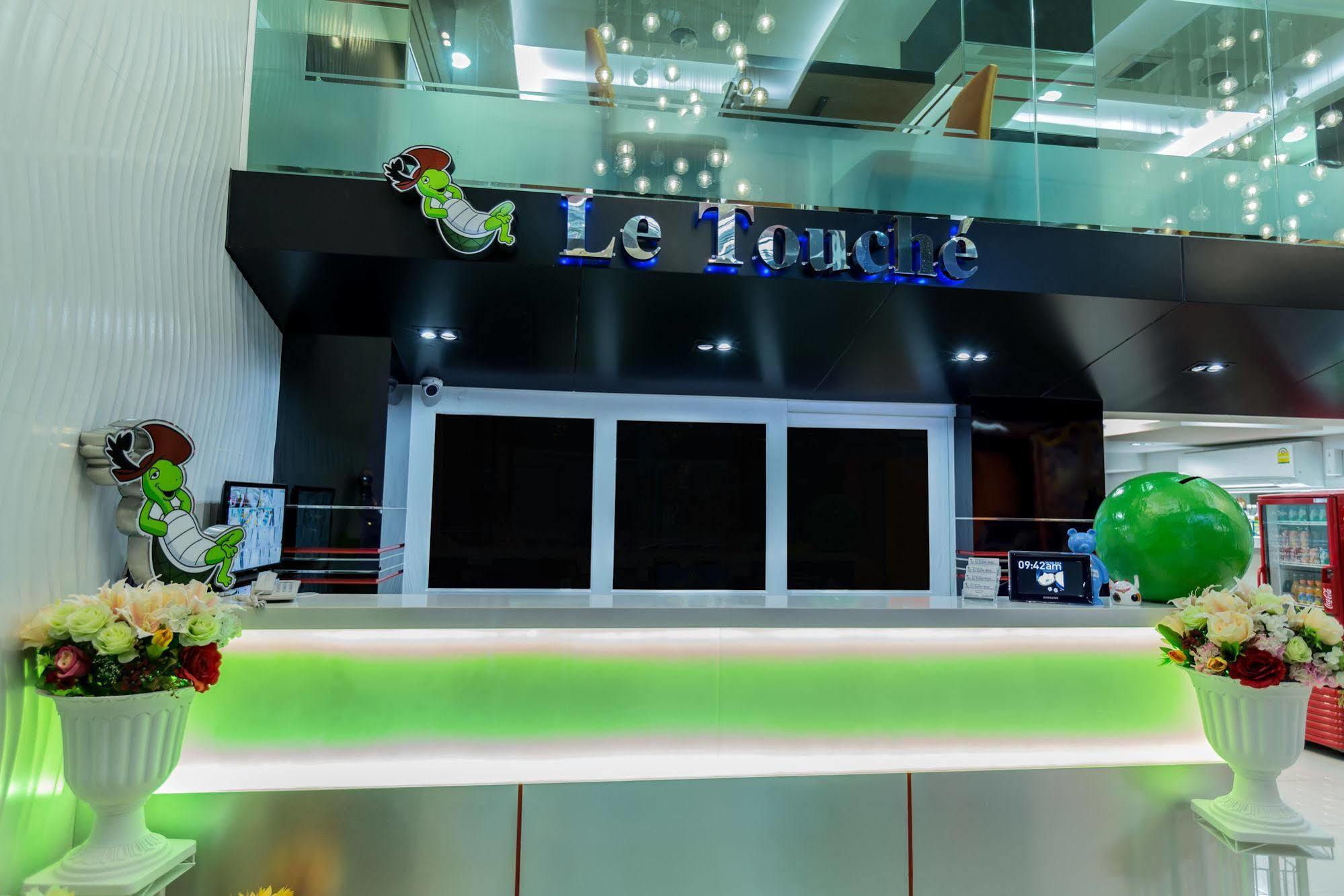 Le Touche Hotel Bangkok Extérieur photo