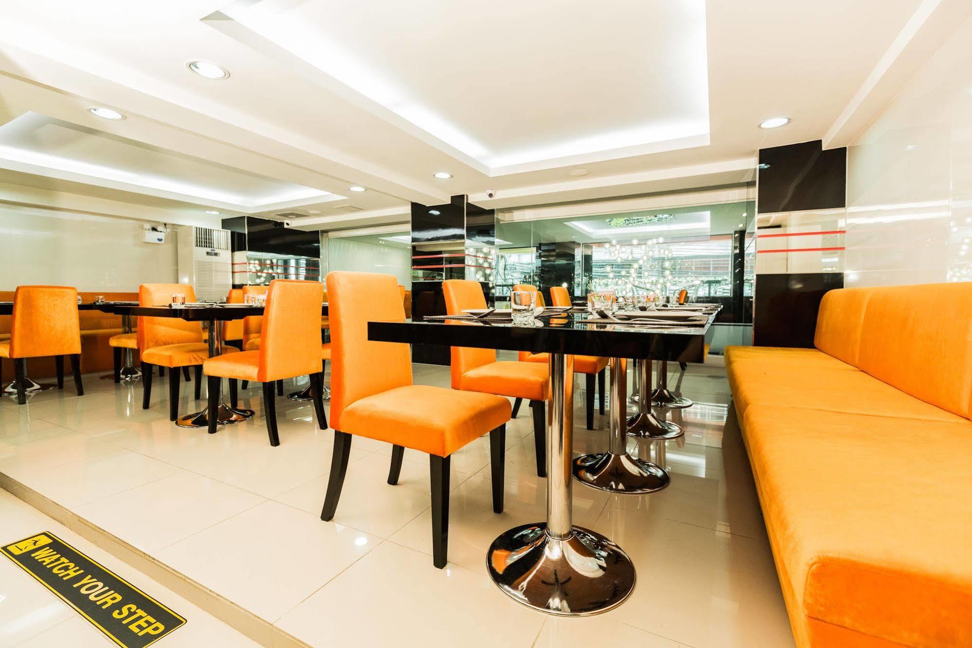Le Touche Hotel Bangkok Extérieur photo